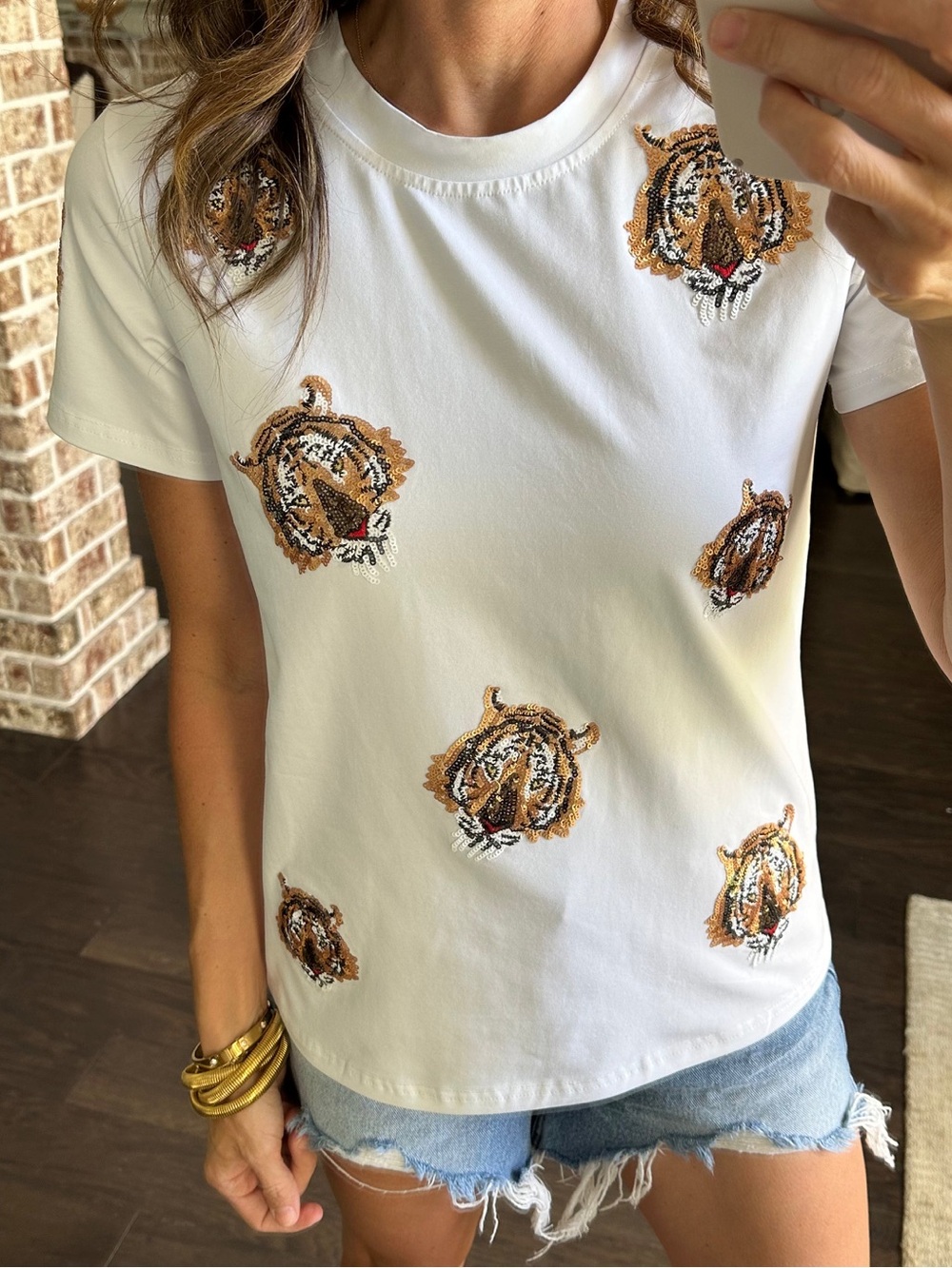 Sparkle City Tiger Takeover Tee in White. Size M